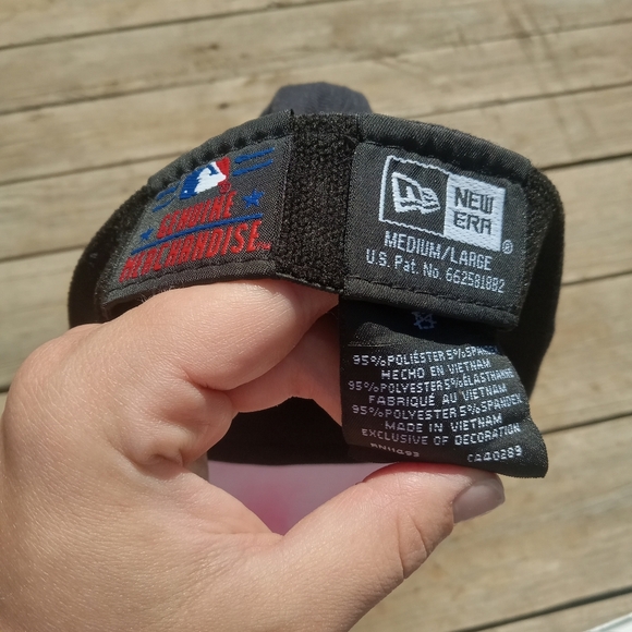 MInnesota Twins Women's Baseball Hat Pink White Tie Dye M/L Stretch Fit 39thirty - Picture 4 of 4